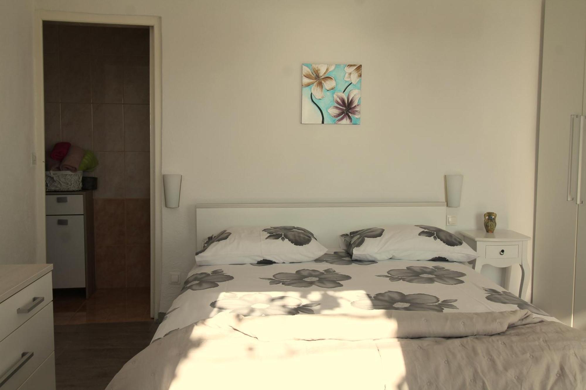 Apartments Cervelin Лопуд Номер фото